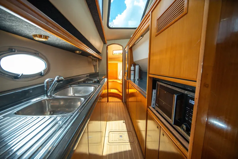 Slide: The Image of Venturer 44 Fifth Day 2000 Venturer 44 Sportfish - 7590941