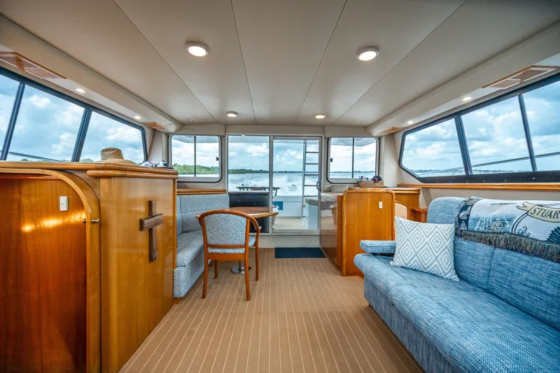 Slide: The Image of Venturer 44 Fifth Day 2000 Venturer 44 Sportfish - 7590956