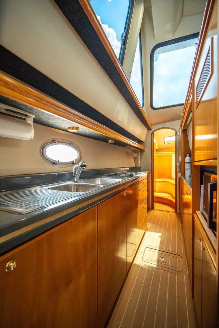 Slide: The Image of Venturer 44 Fifth Day 2000 Venturer 44 Sportfish - 7590935