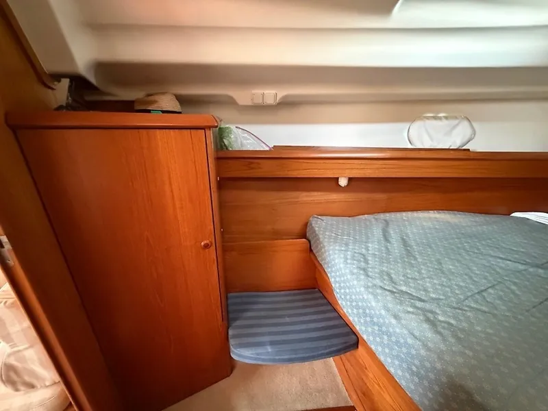 Slide: The Image of Jeanneau Sun Odyssey 40.3 2000 - 7591035