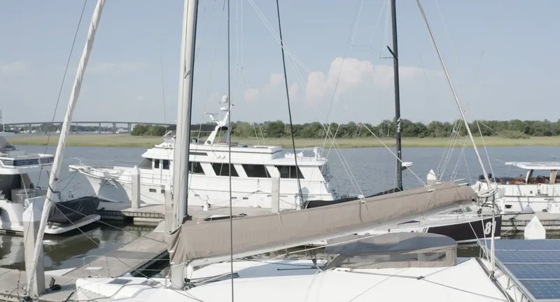 Slide: The Image of Lagoon 421 2014 - 7591145