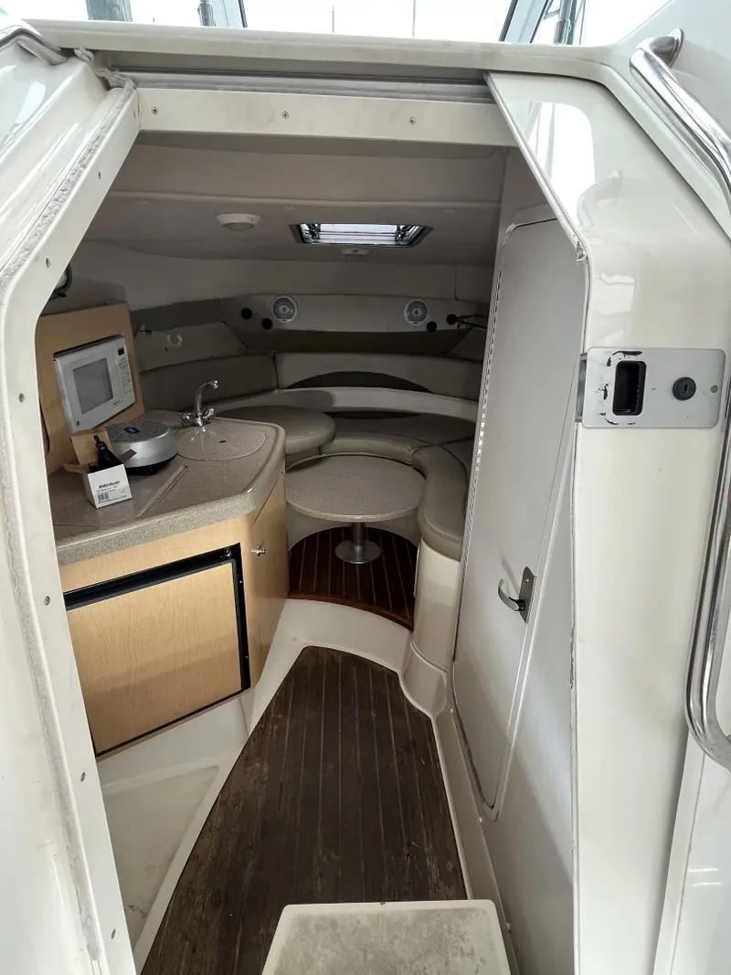 Slide: The Image of Boston Whaler Conquest 28 2001 - 7591283