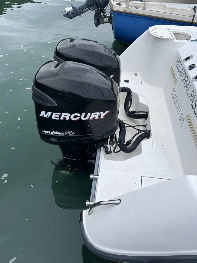 Slide: The Image of Boston Whaler Conquest 28 2001 - 7591280