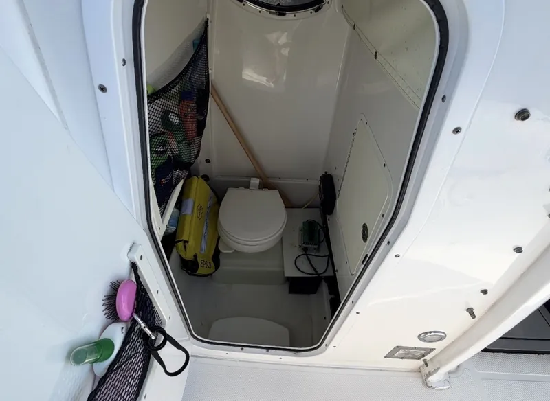 Slide: The Image of Sea Hunt Gamefish 27FS 2016 - 7591766