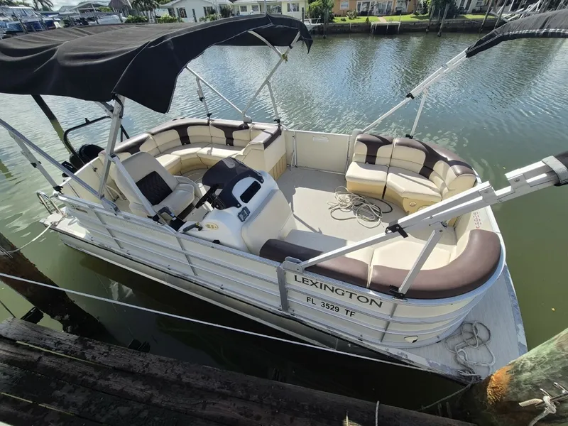 Slide: The Image of Lexington 320 Pontoon 2022 - 7591849
