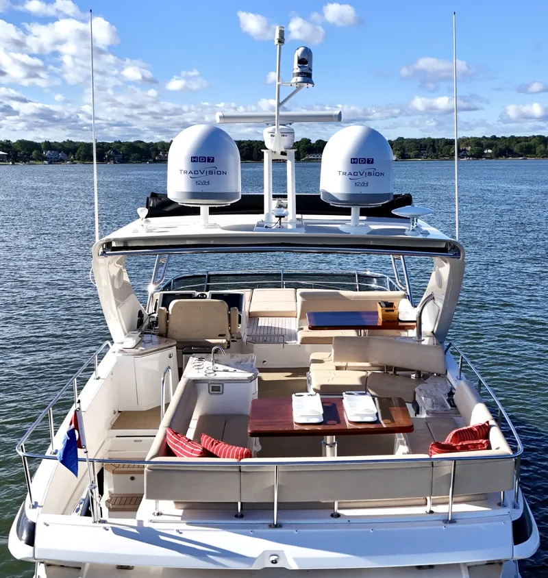 Slide: The Image of Sea Ray L650 Fly 2017 - 7595737