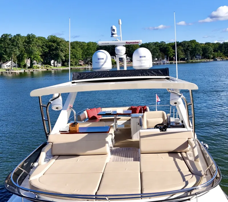 Slide: The Image of Sea Ray L650 Fly 2017 - 7595757