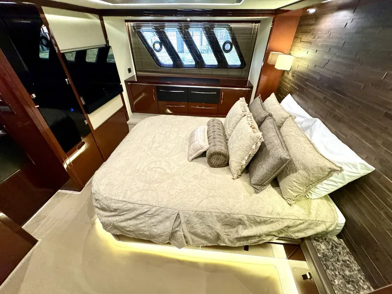 Slide: The Image of Sea Ray L650 Fly 2017 - 7595812
