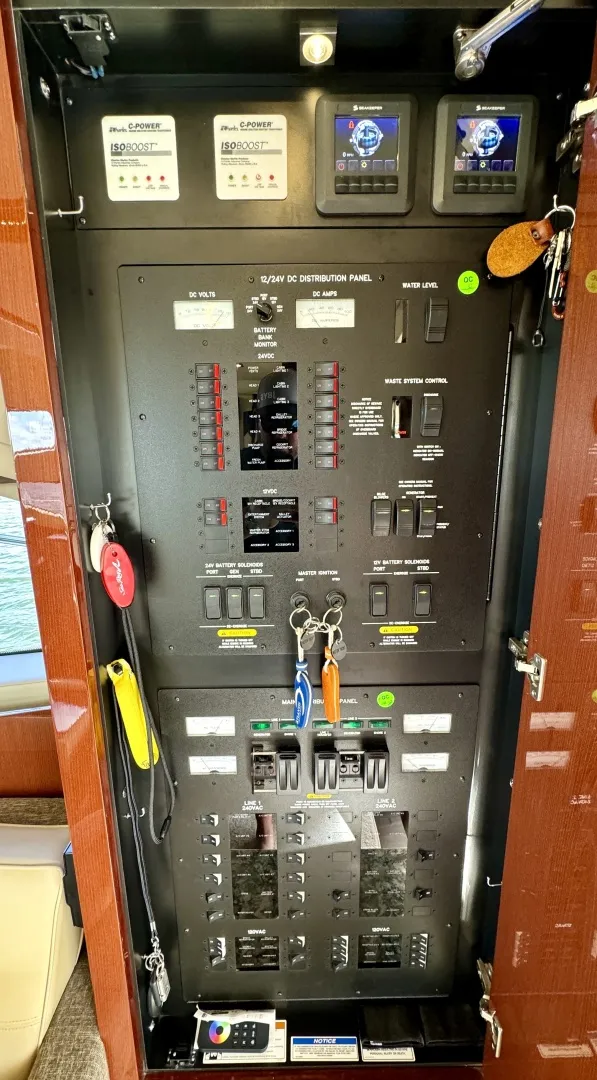Slide: The Image of Sea Ray L650 Fly 2017 - 7595804