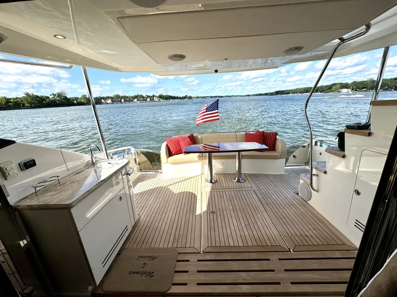 Slide: The Image of Sea Ray L650 Fly 2017 - 7595711