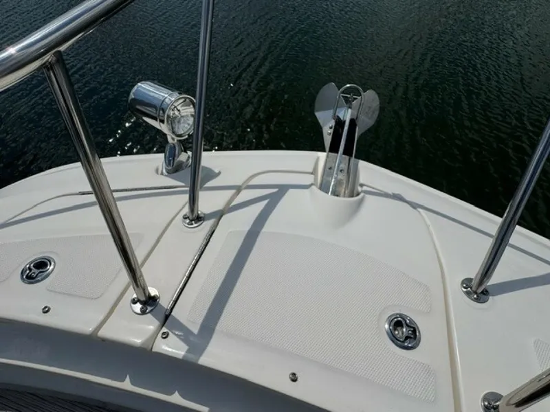 Slide: The Image of Sea Ray 320 Sundancer 2020 - 7595879