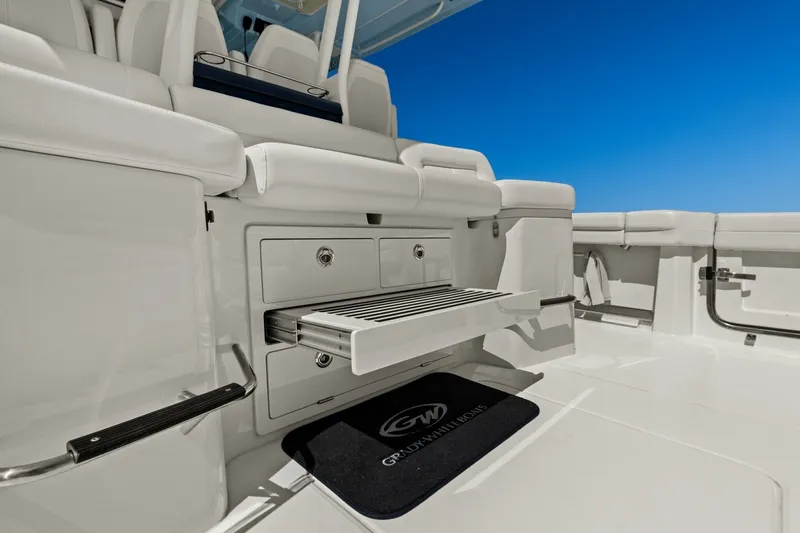 Slide: The Image of Grady-White 456 Canyon 2023 - 7596061