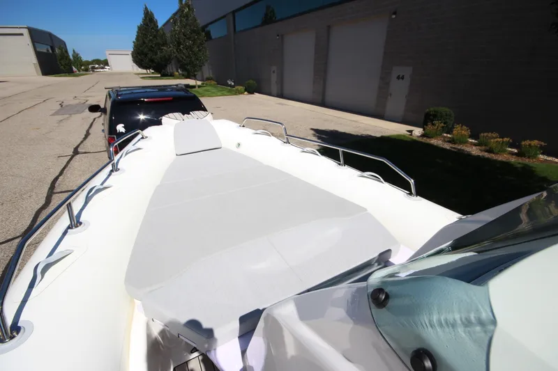 Slide: The Image of Zodiac Medline 7.5 & Trailer 2023 - 7670885