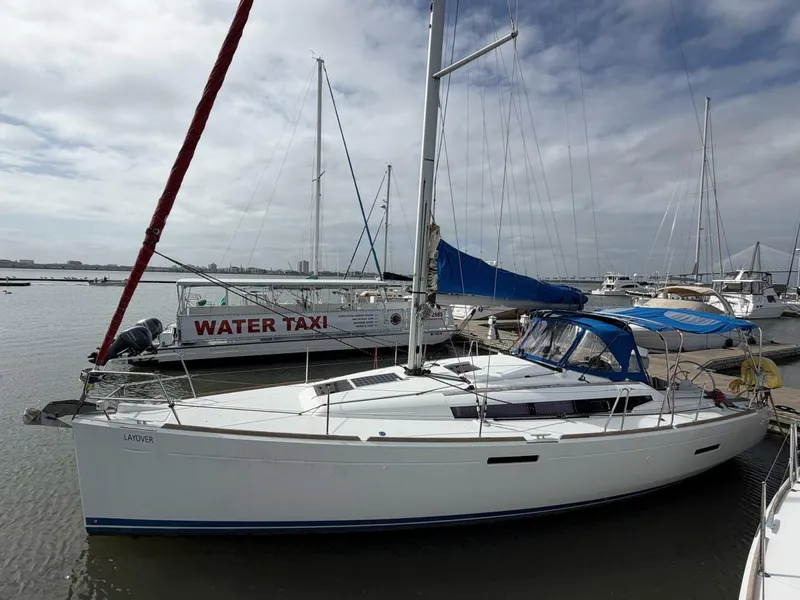 The Image of Jeanneau Sun Odyssey 389 2018 - 7596869