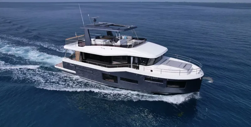 Slide: The Image of Beneteau Grand Trawler 63 2026 - 7644318