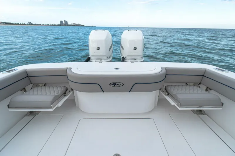 Slide: The Image of Valhalla Boatworks V-33 2027 - 7597360