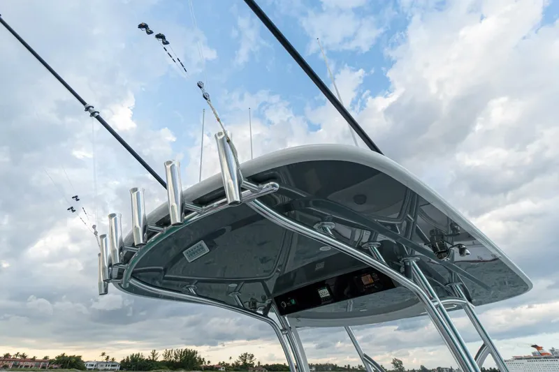 Slide: The Image of Valhalla Boatworks V-33 2027 - 7597365