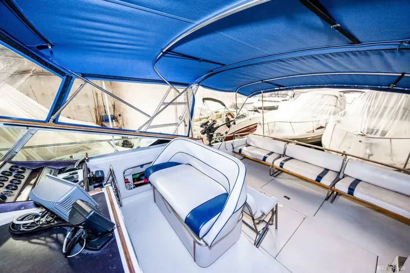 Slide: The Image of Chris-Craft 33 1985 - 7597664