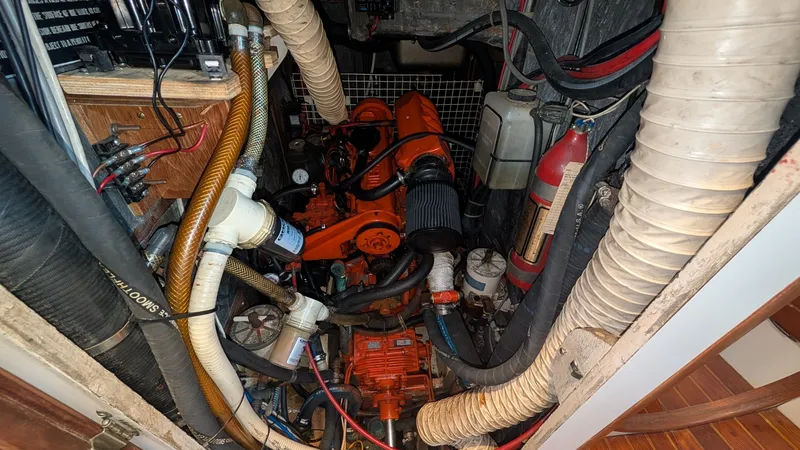 Slide: The Image of Bristol 41.1 Center Cockpit 1981 - 7600952