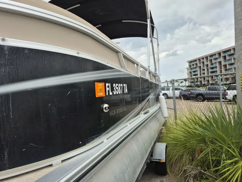 Slide: The Image of Avalon VLS 2080 QL 2021 - 7598262