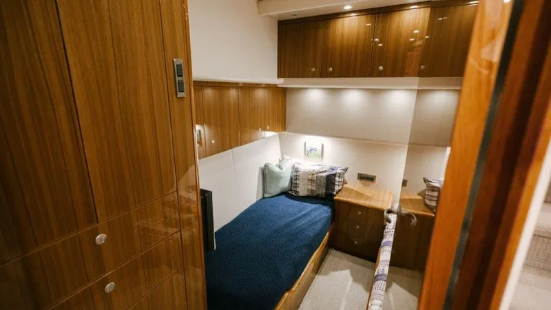Slide: The Image of 2007 64 Viking CNV Evil Eyes Crew Stateroom (5) - 7600763