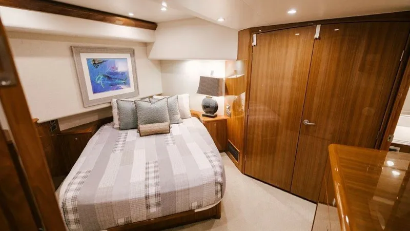 Slide: The Image of 2007 64 Viking CNV Evil Eyes Master Stateroom (1) - 7600748