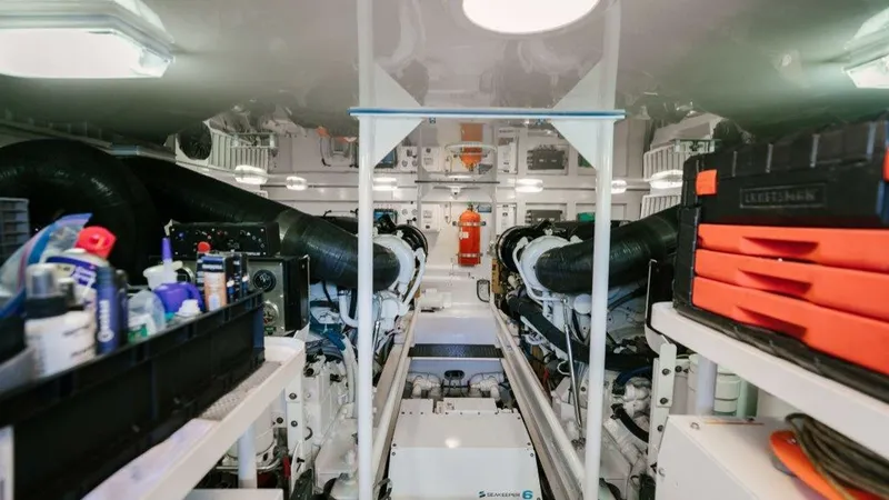 Slide: The Image of 2007 64 Viking CNV Evil Eyes Engine Room (4) - 7600783
