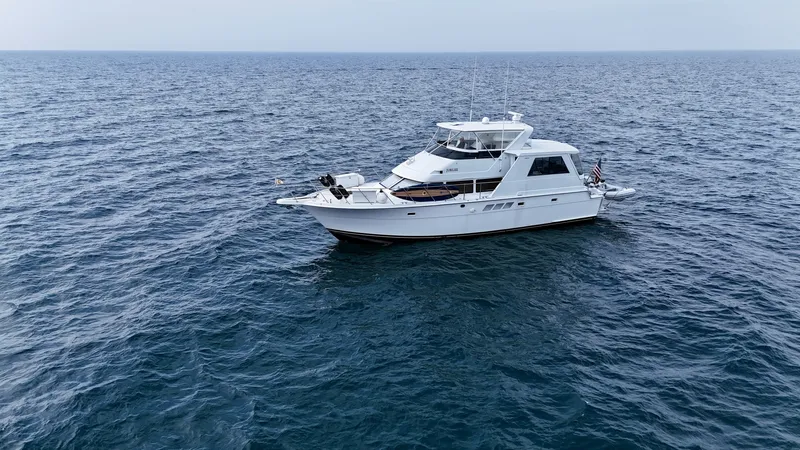 Slide: The Image of Hatteras 52 Cockpit Motor Yacht 1999 - 7601375