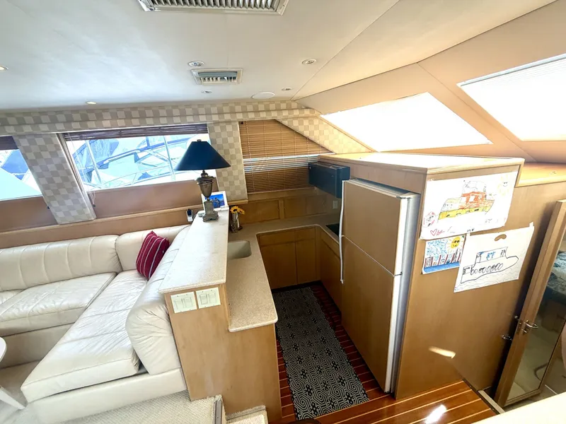 Slide: The Image of Hatteras 52 Cockpit Motor Yacht 1999 - 7601404