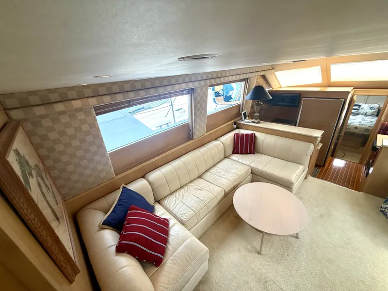Slide: The Image of Hatteras 52 Cockpit Motor Yacht 1999 - 7601408