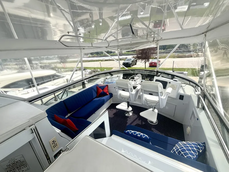 Slide: The Image of Hatteras 52 Cockpit Motor Yacht 1999 - 7601387