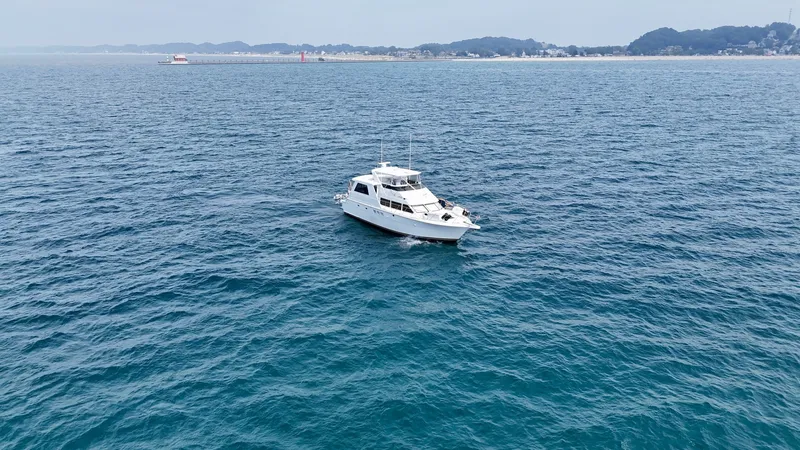 Slide: The Image of Hatteras 52 Cockpit Motor Yacht 1999 - 7601377