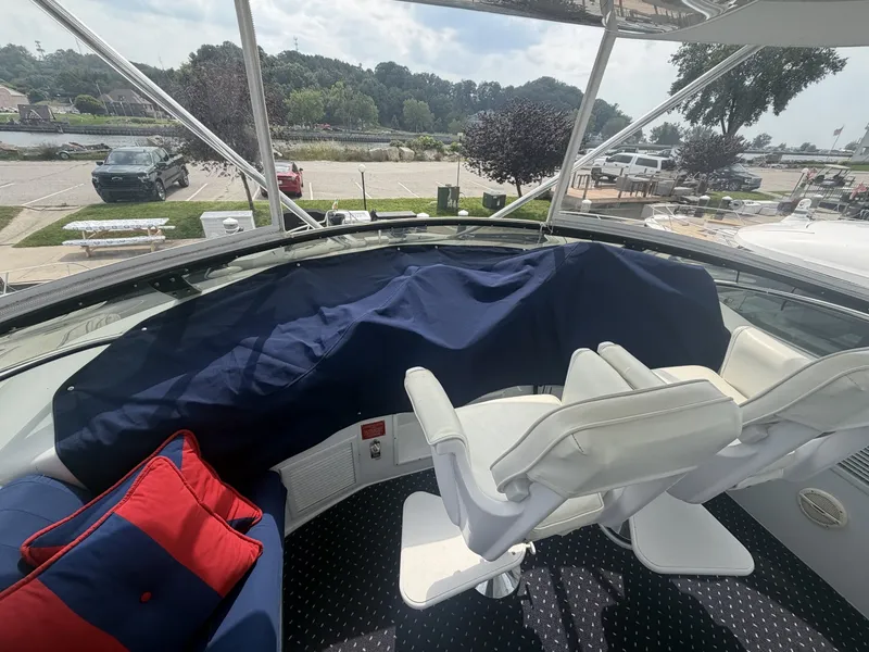 Slide: The Image of Hatteras 52 Cockpit Motor Yacht 1999 - 7601391