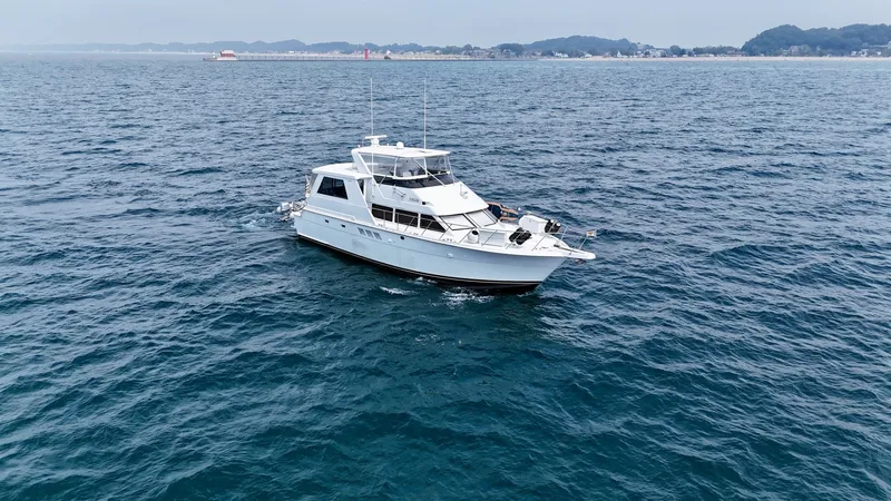 Slide: The Image of Hatteras 52 Cockpit Motor Yacht 1999 - 7601376