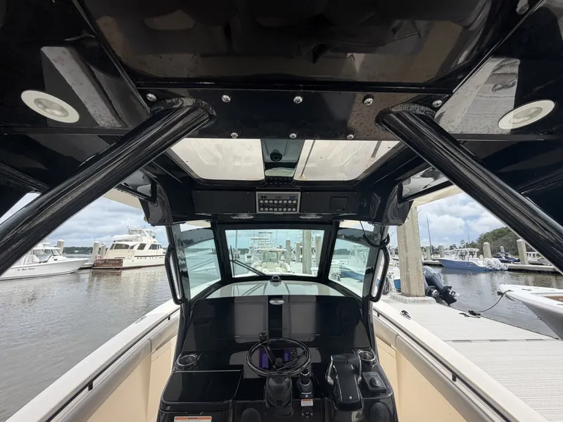 Slide: The Image of Scout 355 LXF 2023 - 7601330
