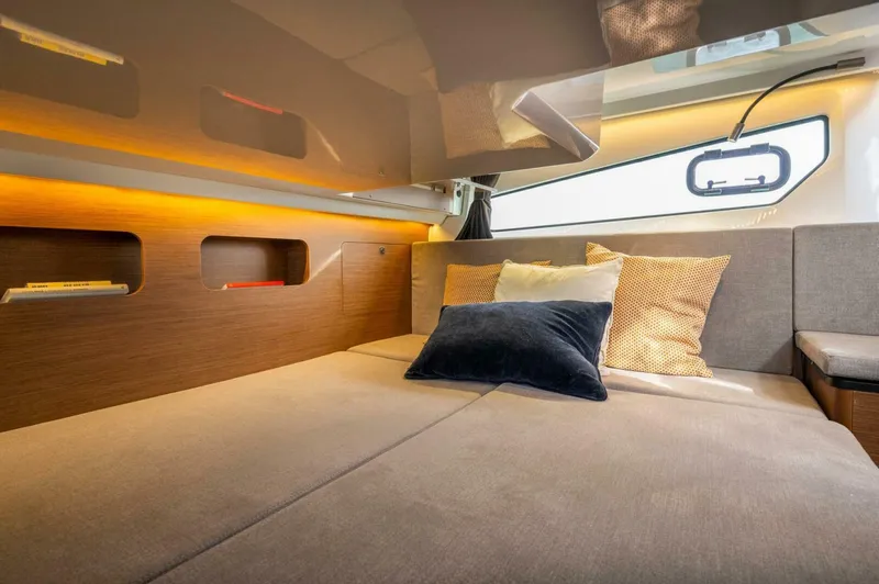 Slide: The Image of Beneteau Antares 11 2027 - 7601325