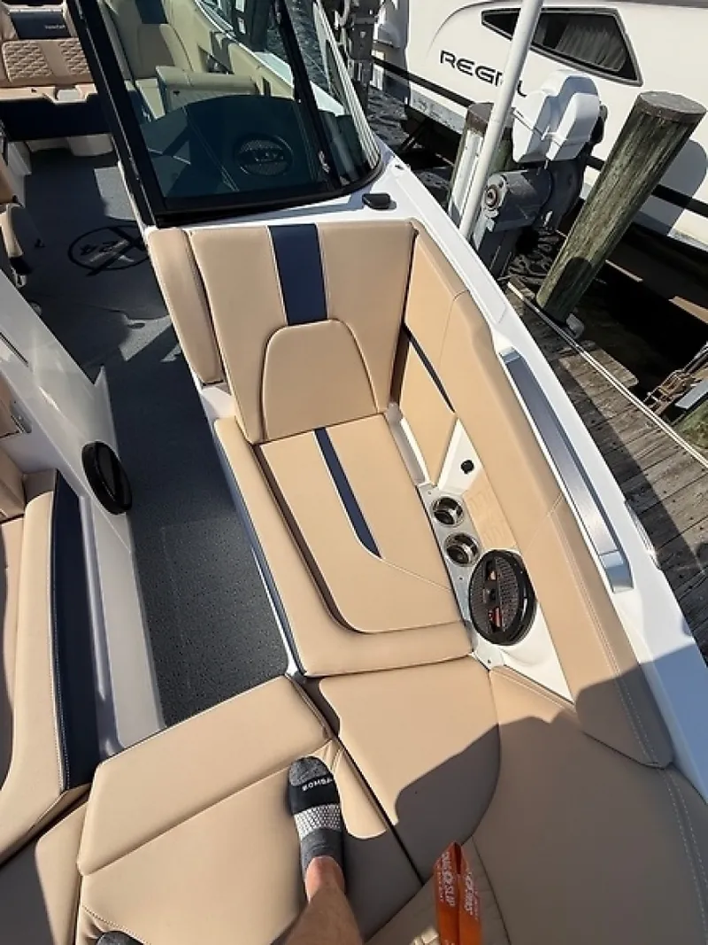 Slide: The Image of 0005871176 - 7601960