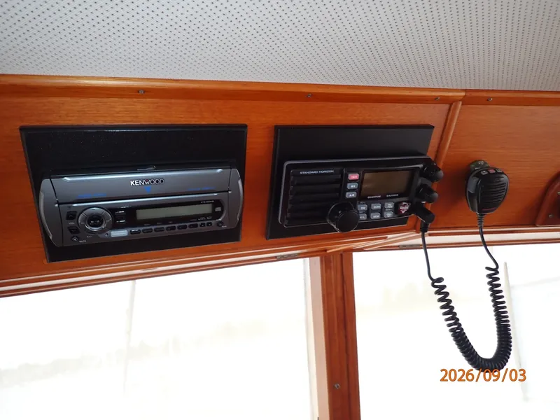 Slide: The Image of 42' Grand Banks lower helm electronics2 - 7602267