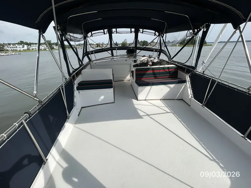 Slide: The Image of 42' Grand Banks flybridge forward - 7602206