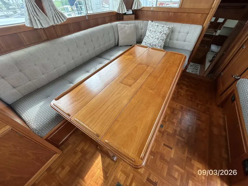 Slide: The Image of 42' Grand Banks salon table - 7602303