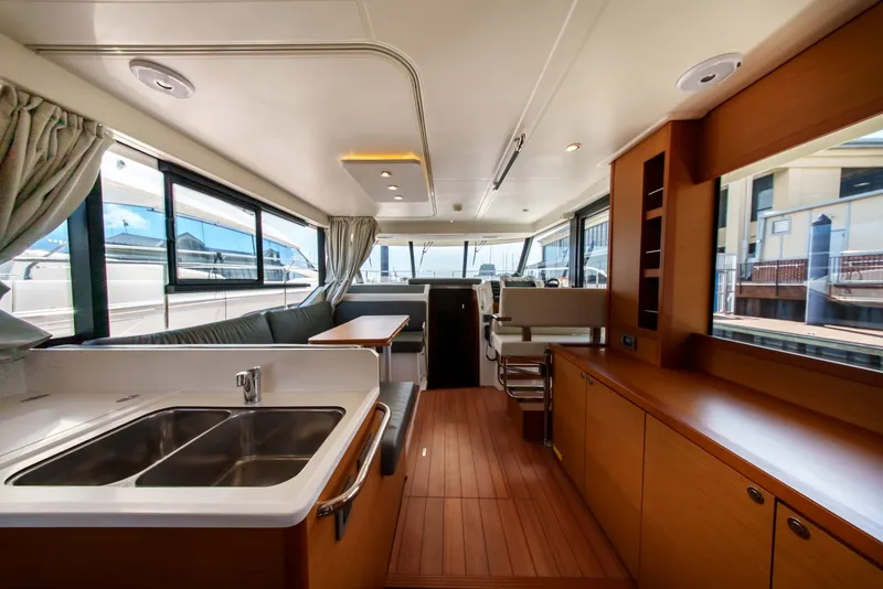 Slide: The Image of Beneteau Swift Trawler 54 2026 - 7602138