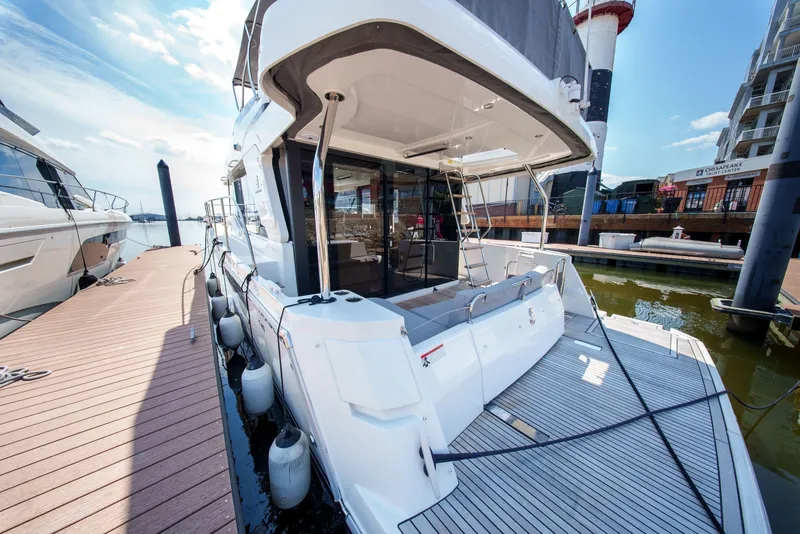 Slide: The Image of Beneteau Swift Trawler 54 2026 - 7602127