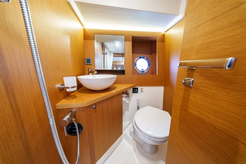 Slide: The Image of Beneteau Swift Trawler 54 2026 - 7602143