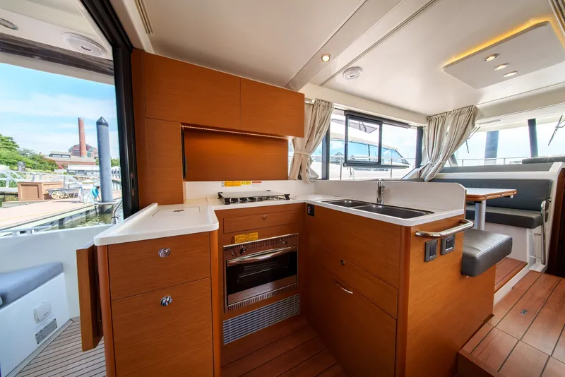 Slide: The Image of Beneteau Swift Trawler 54 2026 - 7602135