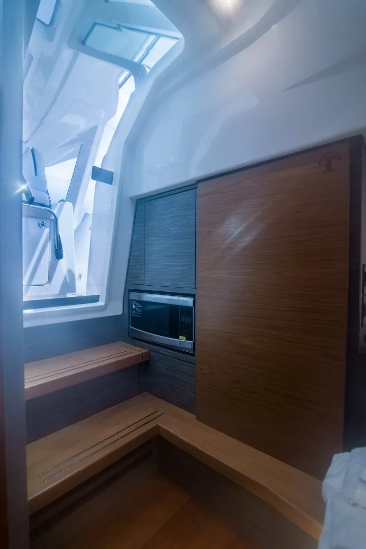 Slide: The Image of Tiara Yachts 38LS - One One 2019 Tiara Yachts 38LS - One One - 7602585