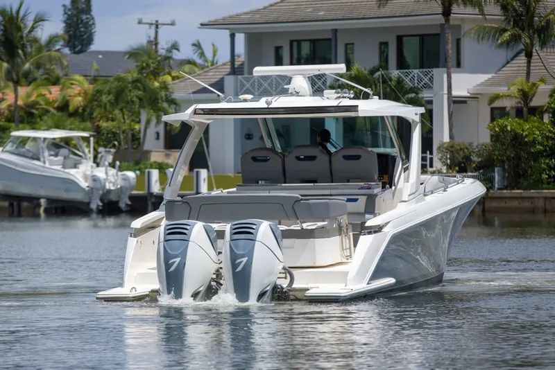 Slide: The Image of Tiara Yachts 38LS - One One 2019 Tiara Yachts 38LS - One One - 7602484