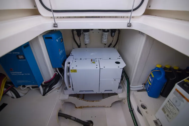 Slide: The Image of Tiara Yachts 38LS - One One 2019 Tiara Yachts 38LS - One One - 7602587