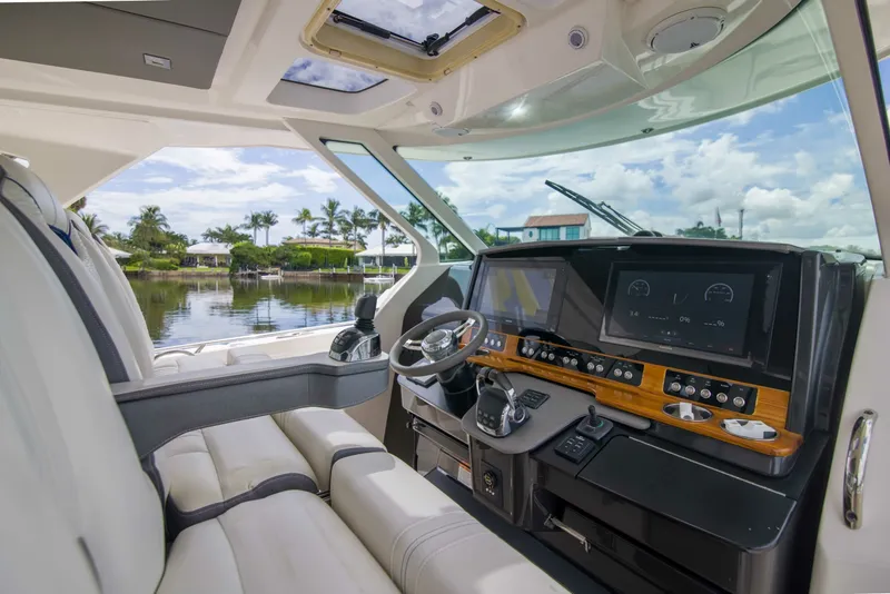 Slide: The Image of Tiara Yachts 38LS - One One 2019 Tiara Yachts 38LS - One One - 7602558
