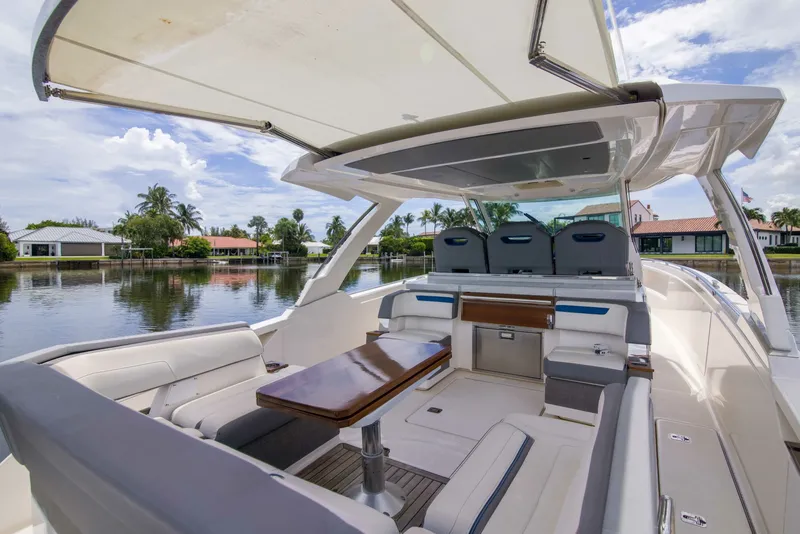 Slide: The Image of Tiara Yachts 38LS - One One 2019 Tiara Yachts 38LS - One One - 7602568
