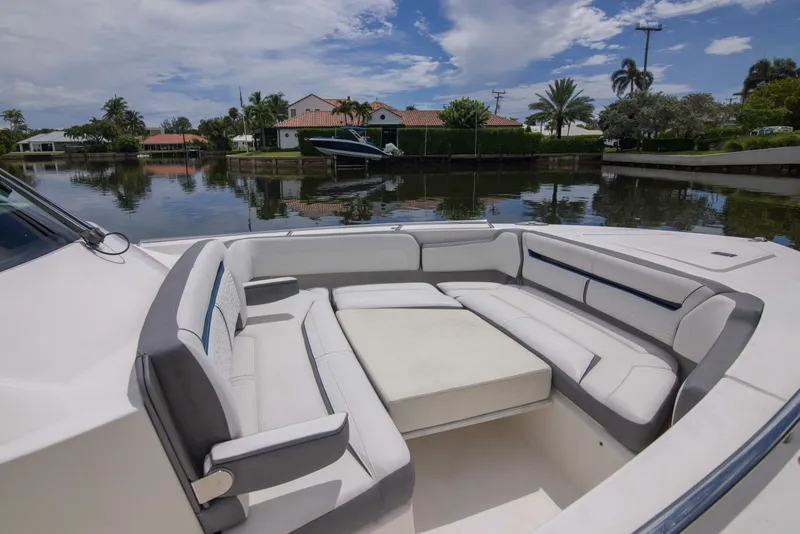 Slide: The Image of Tiara Yachts 38LS - One One 2019 Tiara Yachts 38LS - One One - 7602528